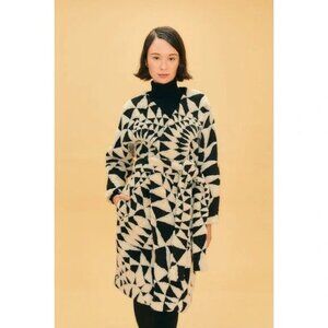 Farm Rio Heart Deco Belted Coat Womans M Fleece Contemporary Cozy Bold Warm
